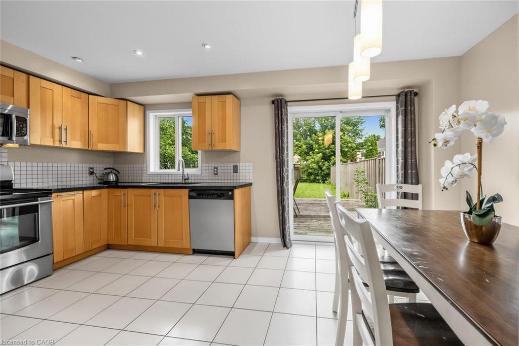 1329 Whiffletree Court Property Photo 14