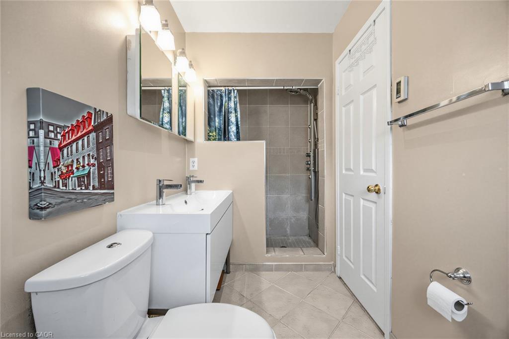 1329 Whiffletree Court Property Photo 24