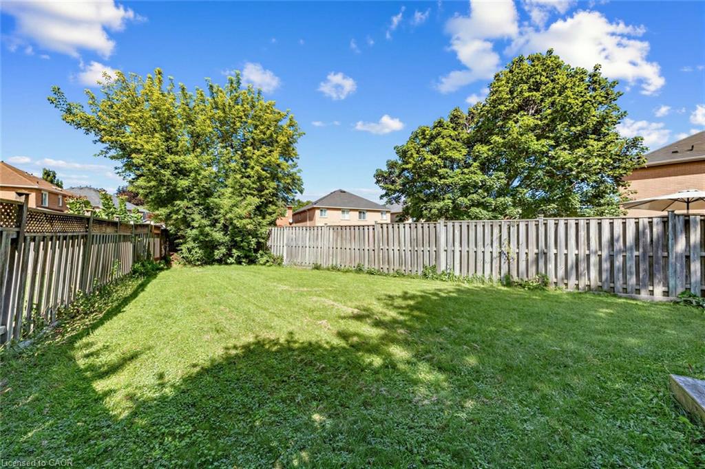 1329 Whiffletree Court Property Photo 33