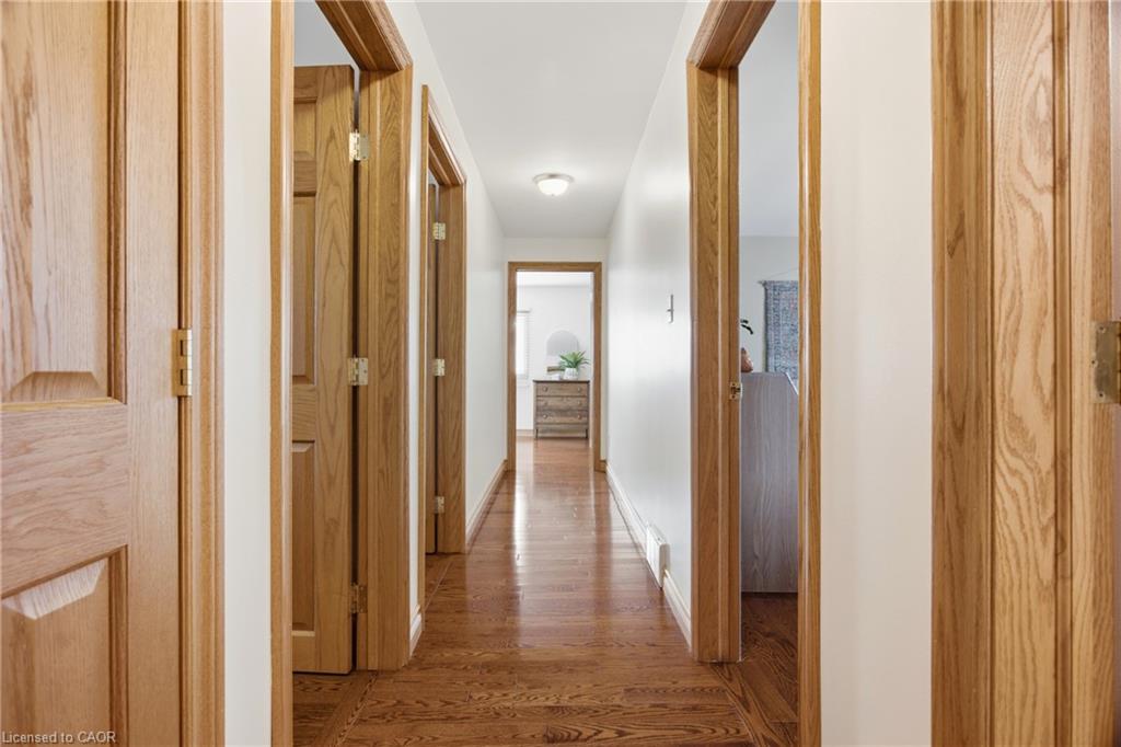 25 Alice Crescent Property Photo 20