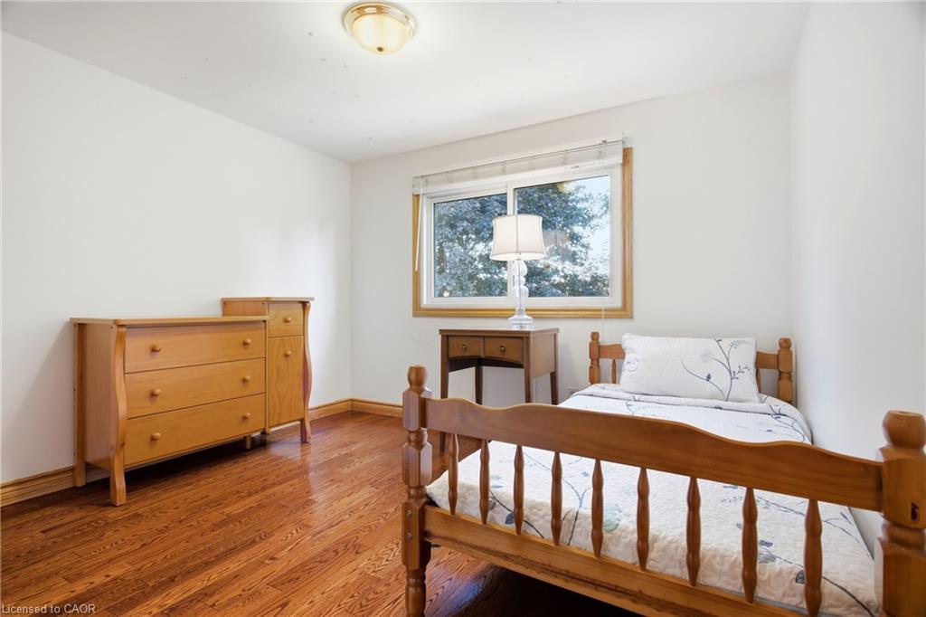 25 Alice Crescent Property Photo 26