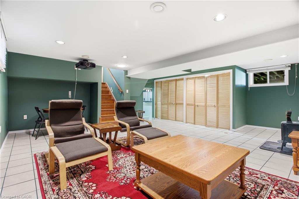 25 Alice Crescent Property Photo 30