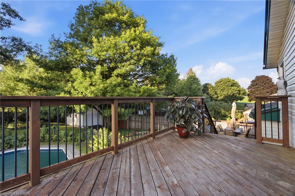 25 Alice Crescent Property Photo 33