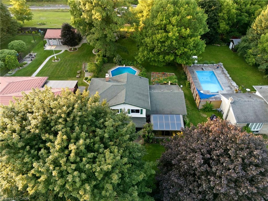 25 Alice Crescent Property Photo 39