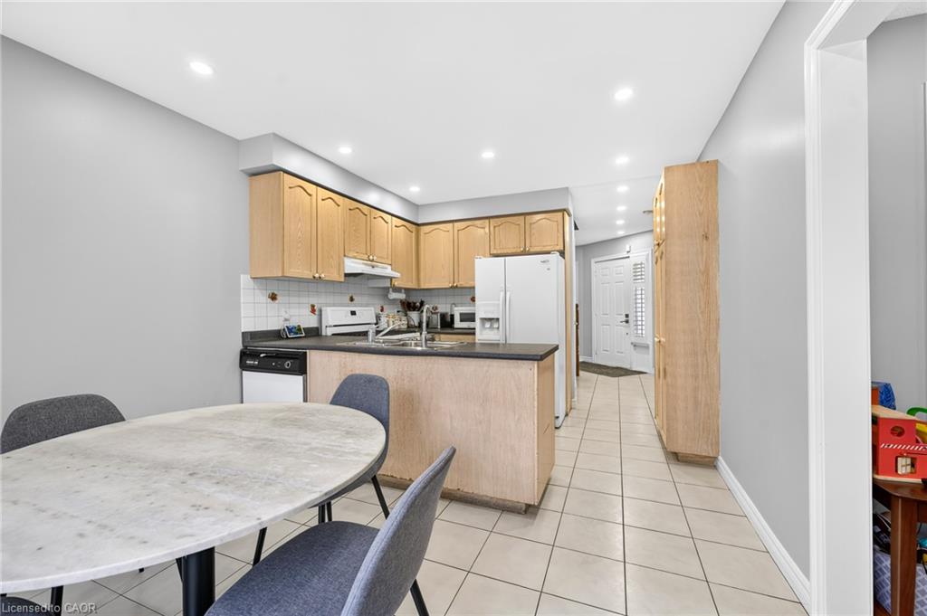 245 Acadia Drive Property Photo 14