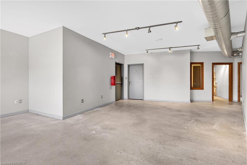 435 York Boulevard Property Photo 17