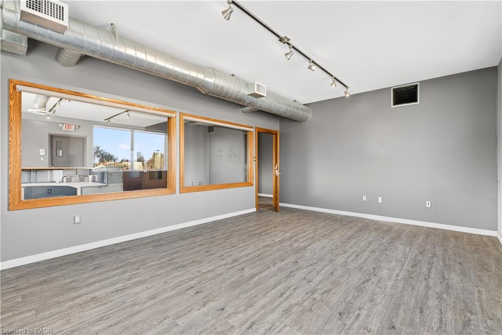 435 York Boulevard Property Photo 23