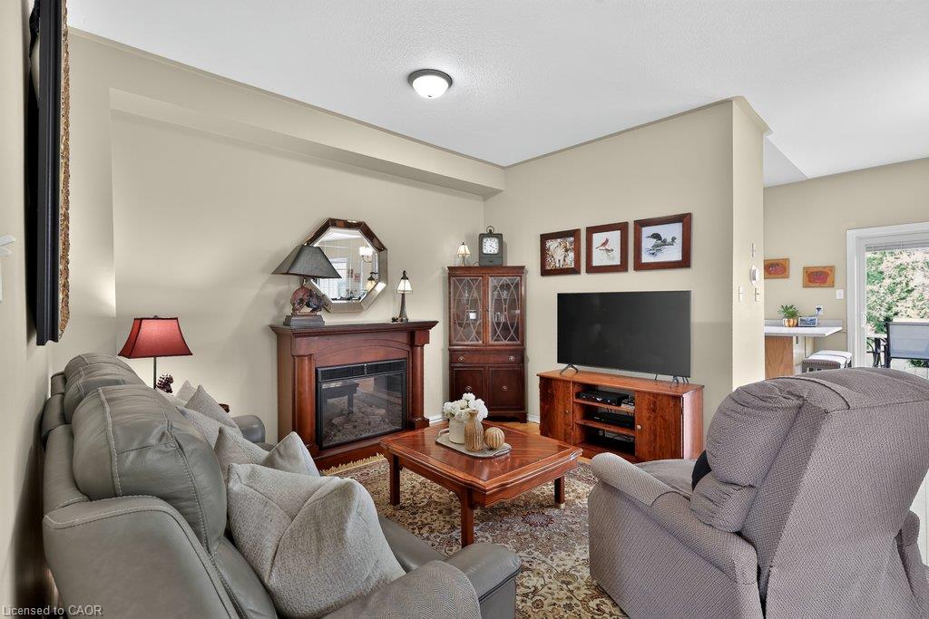 2391 Dalebrook Drive Property Photo 8