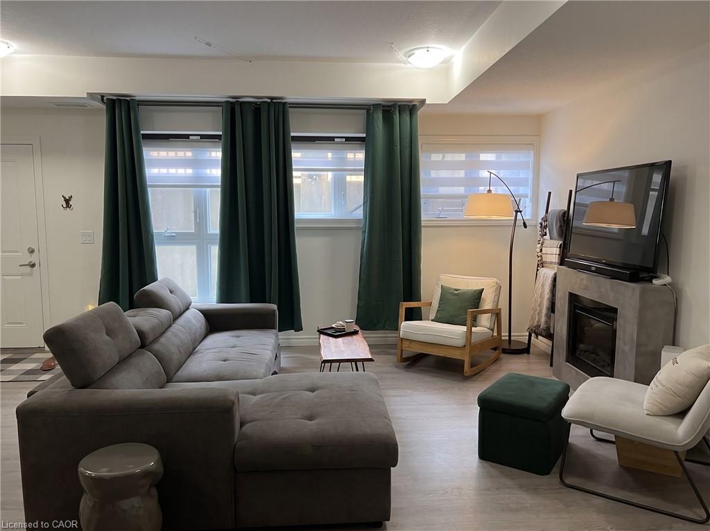 6-408 Guelph Avenue Property Photo 5