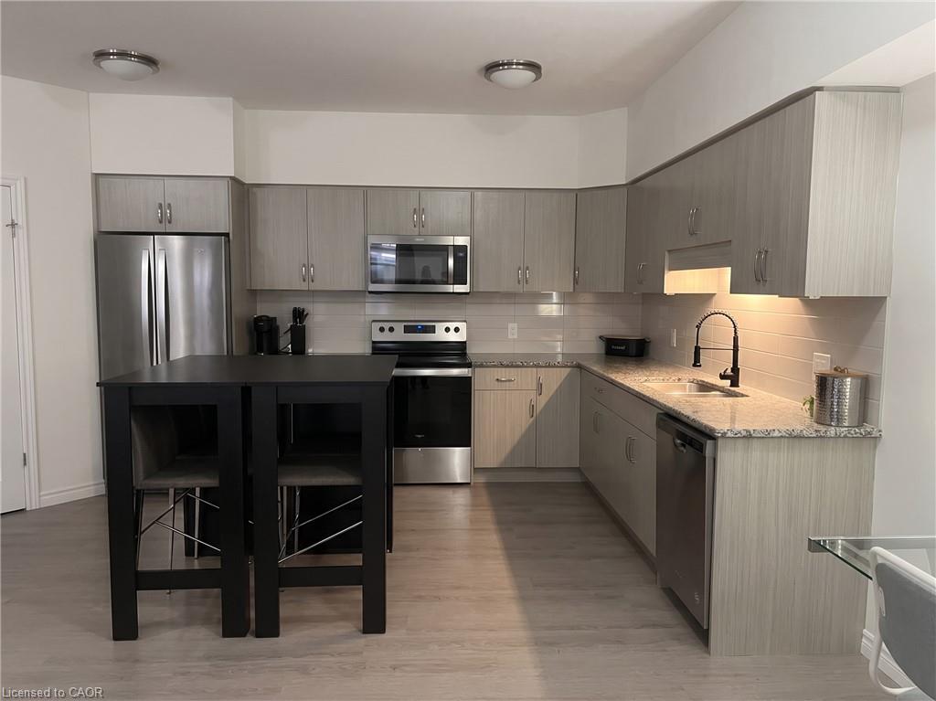 6-408 Guelph Avenue Property Photo 7