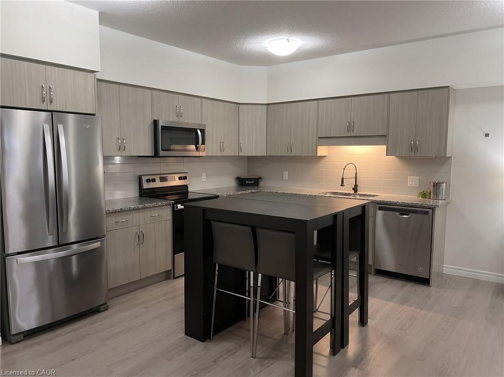 6-408 Guelph Avenue Property Photo 8