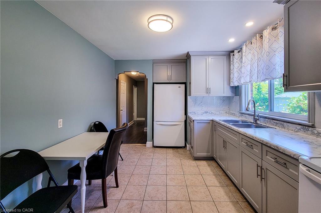 242 West 2nd Street Property Photo 13