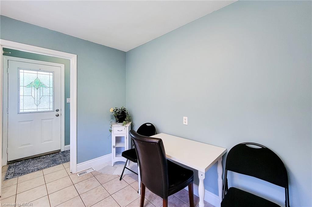 242 West 2nd Street Property Photo 14