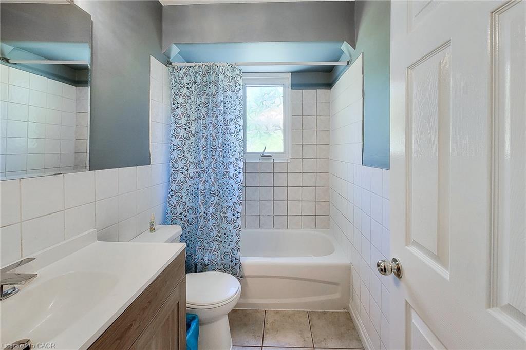 242 West 2nd Street Property Photo 21