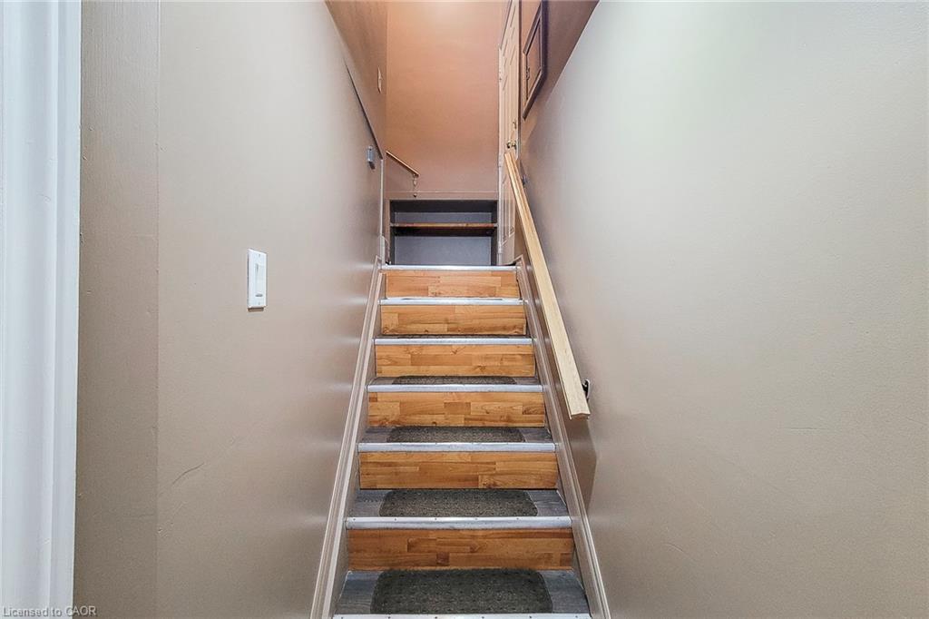 242 West 2nd Street Property Photo 26
