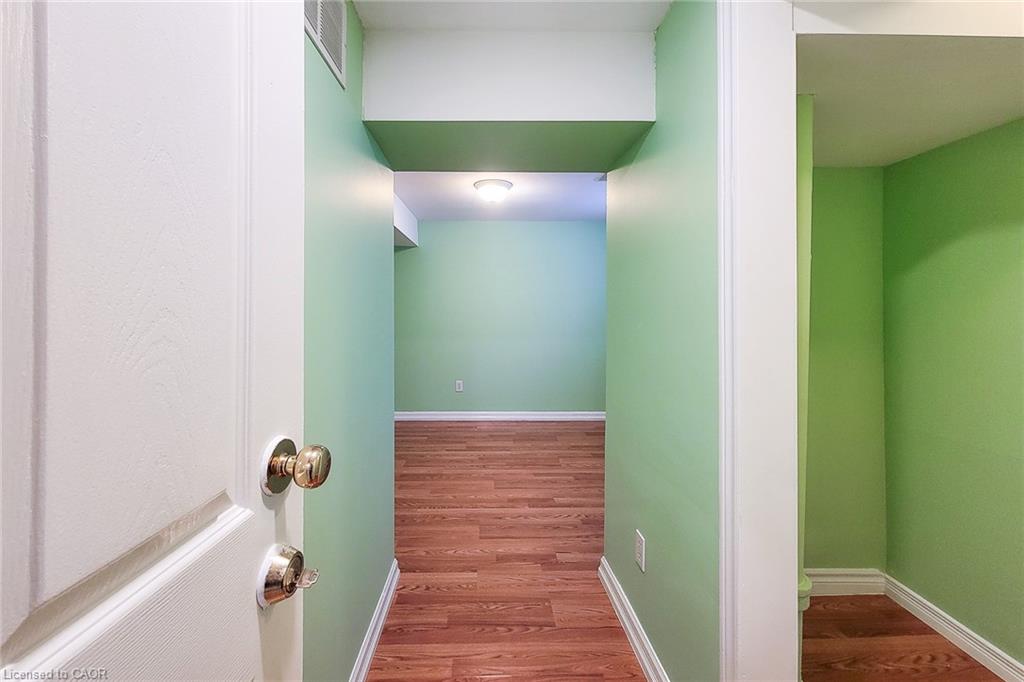 242 West 2nd Street Property Photo 34
