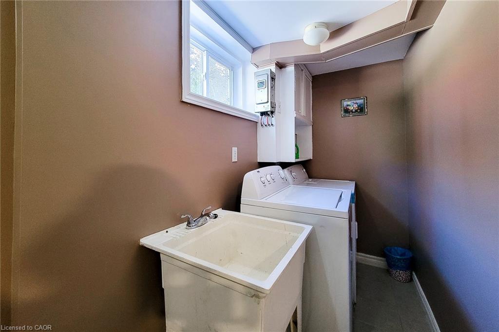 242 West 2nd Street Property Photo 37