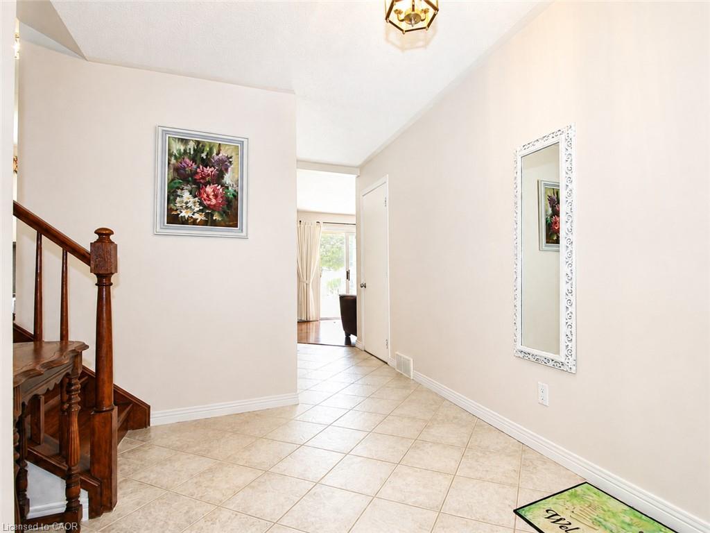 14 Berkley Crescent Property Photo 3
