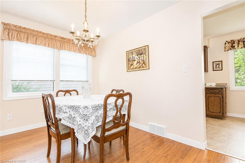 14 Berkley Crescent Property Photo 8