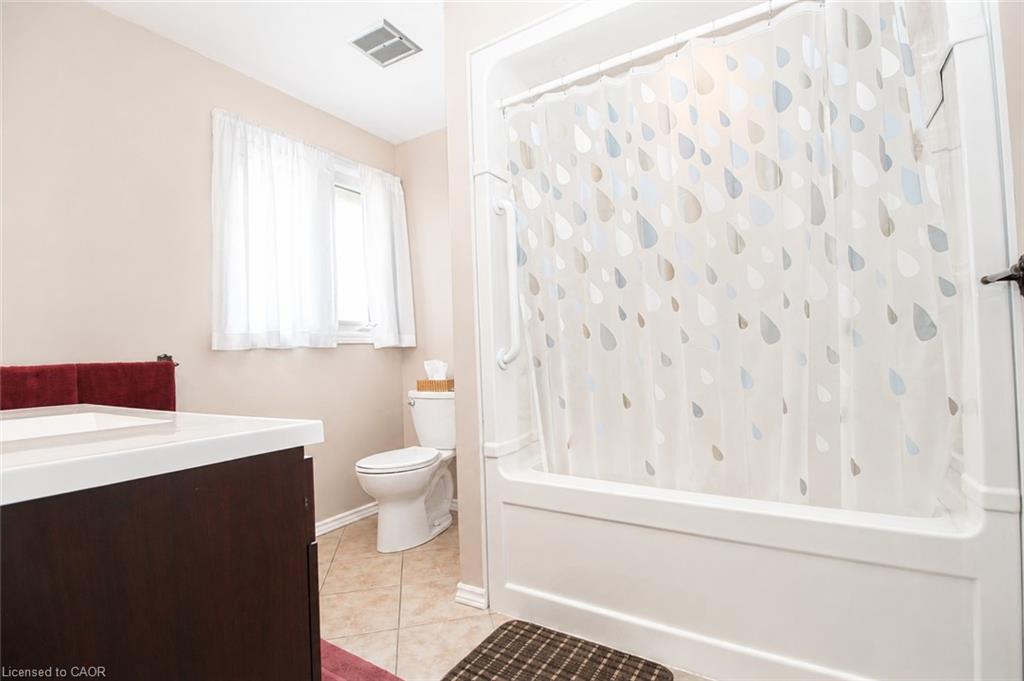 14 Berkley Crescent Property Photo 14
