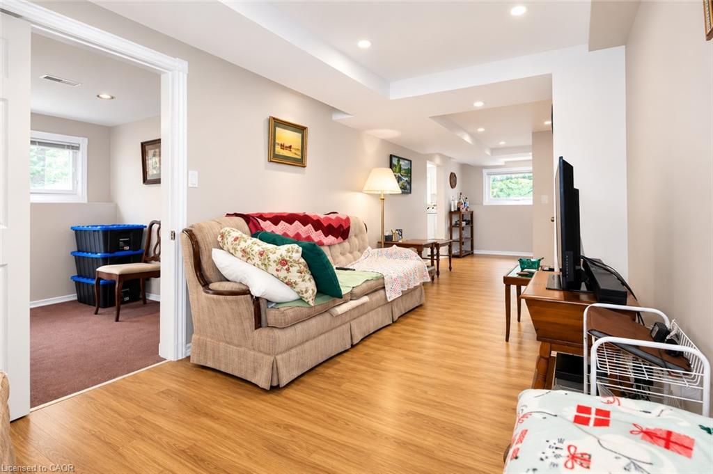 14 Berkley Crescent Property Photo 16