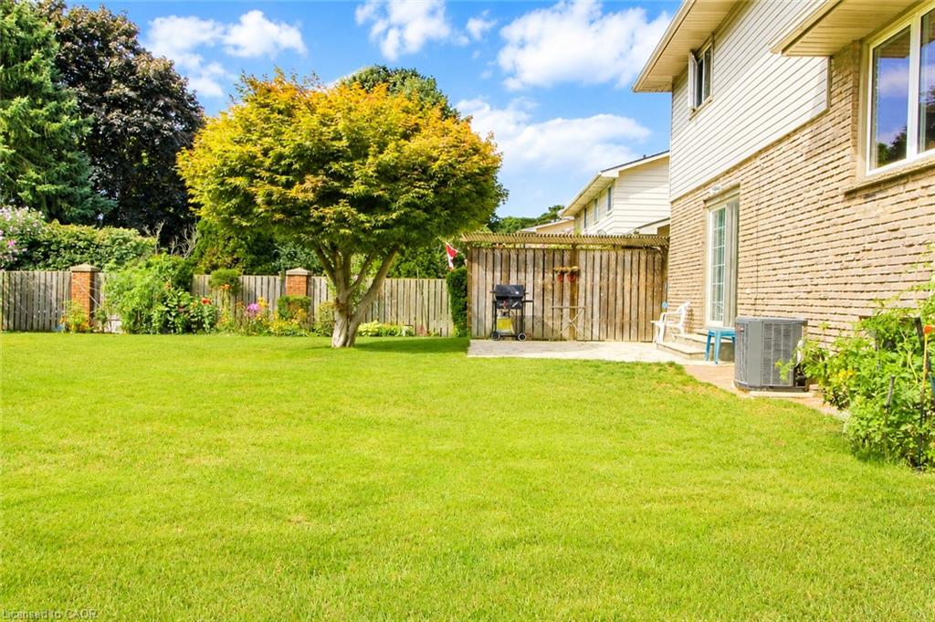 14 Berkley Crescent Property Photo 25