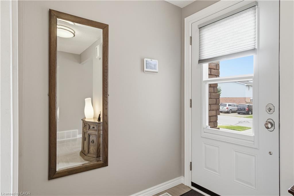 10 Macatee Place Property Photo 4