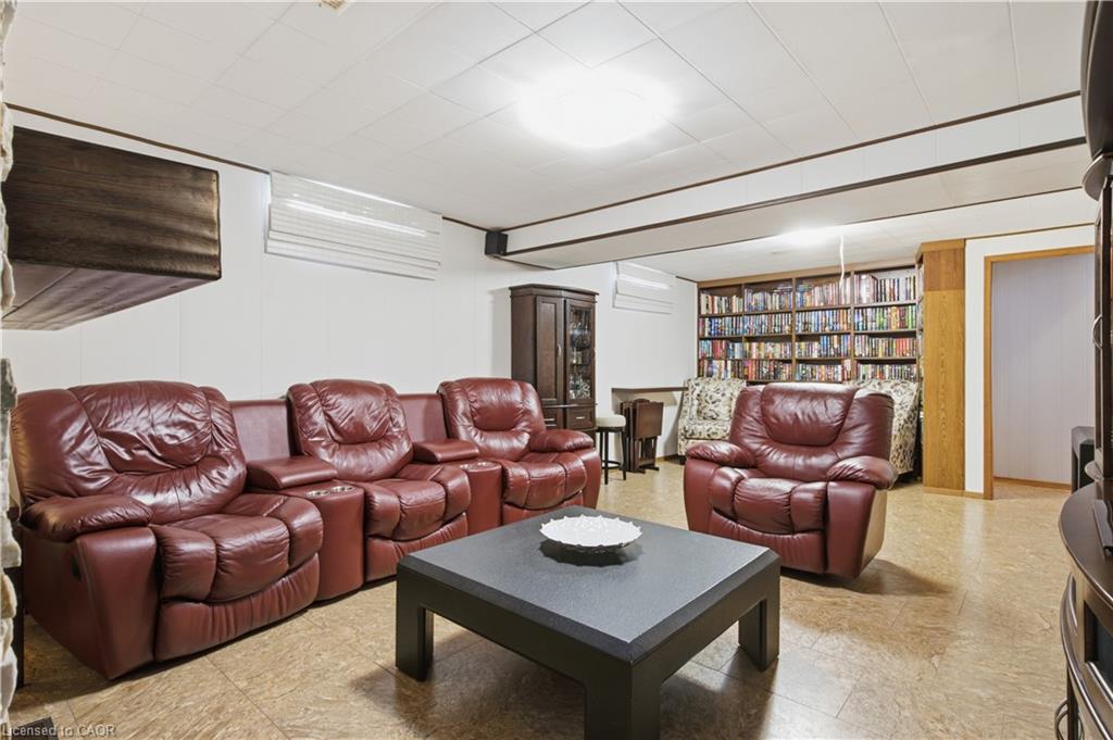 10 Macatee Place Property Photo 21