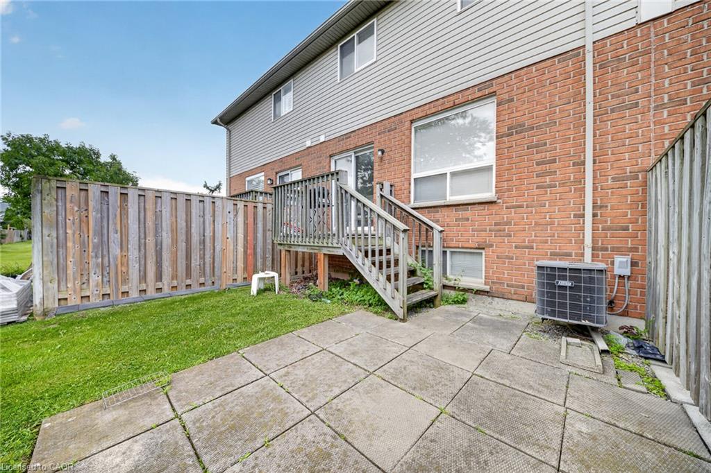 77-800 Paramount Drive Property Photo 32