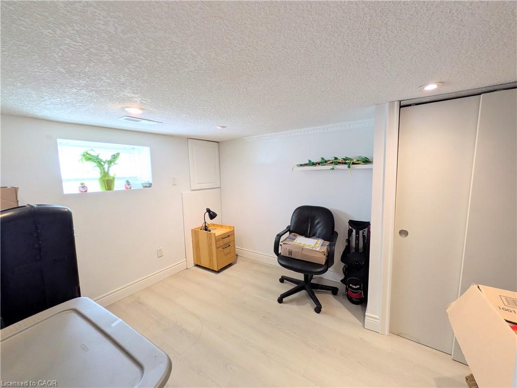 7 Campbell Avenue Property Photo 24