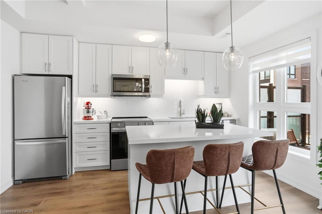 245 Burke Street Property Photo 8