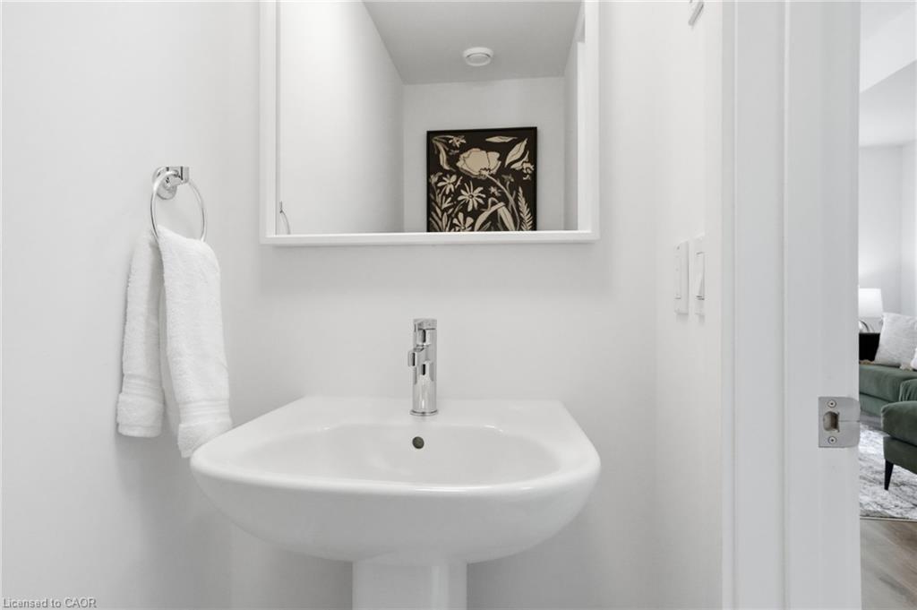 245 Burke Street Property Photo 14