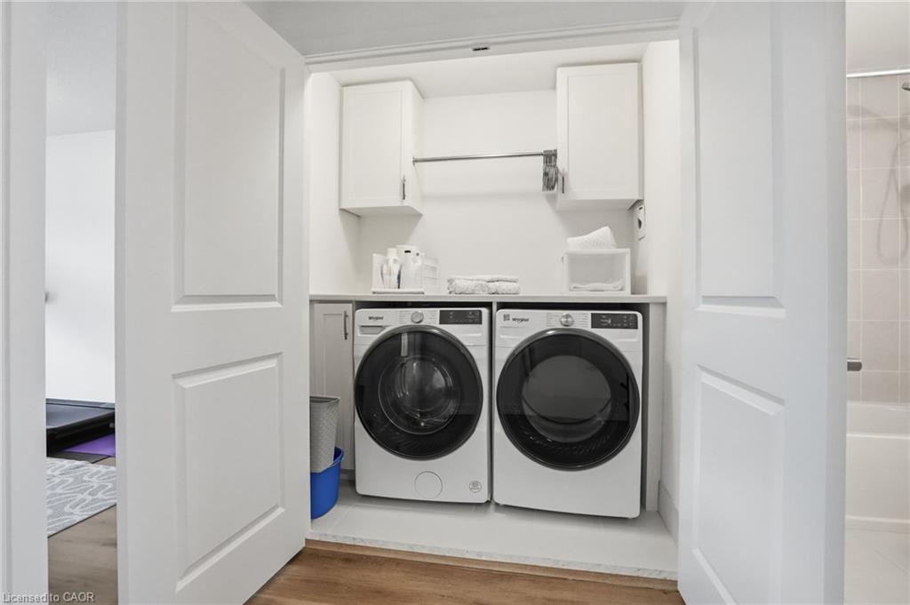 245 Burke Street Property Photo 25