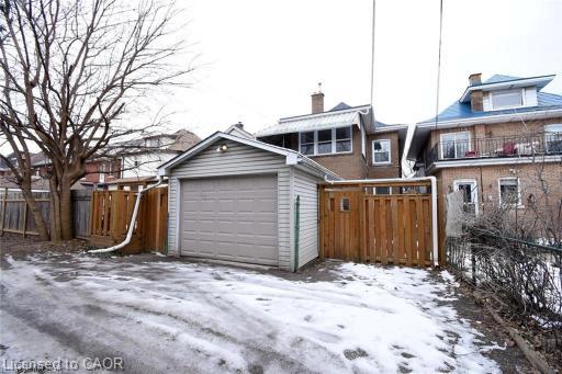 1-43 Spadina Avenue Property Photo 17