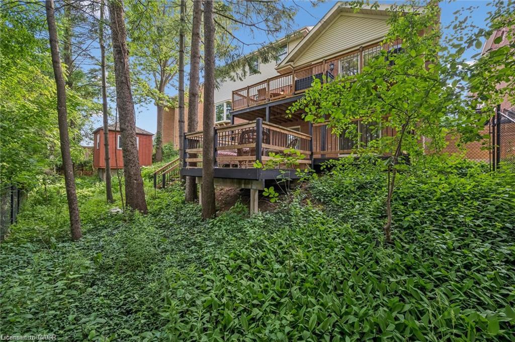 21 Tinatawa Court Property Photo 33