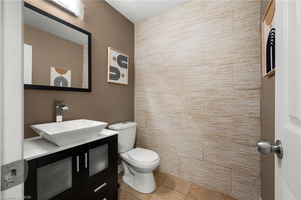435 March Crescent Property Photo 22