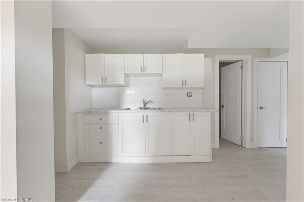70 River Road Property Photo 24