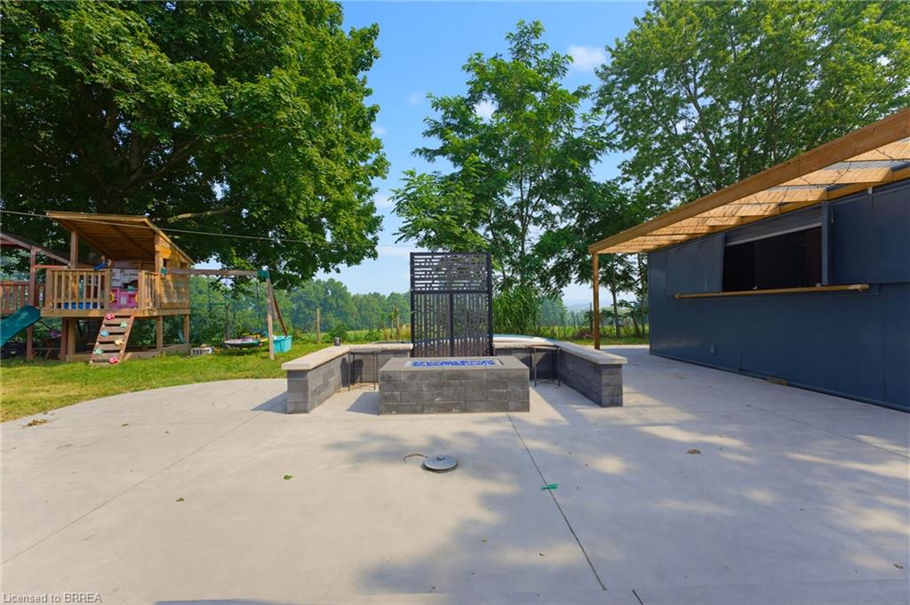 70 River Road Property Photo 29