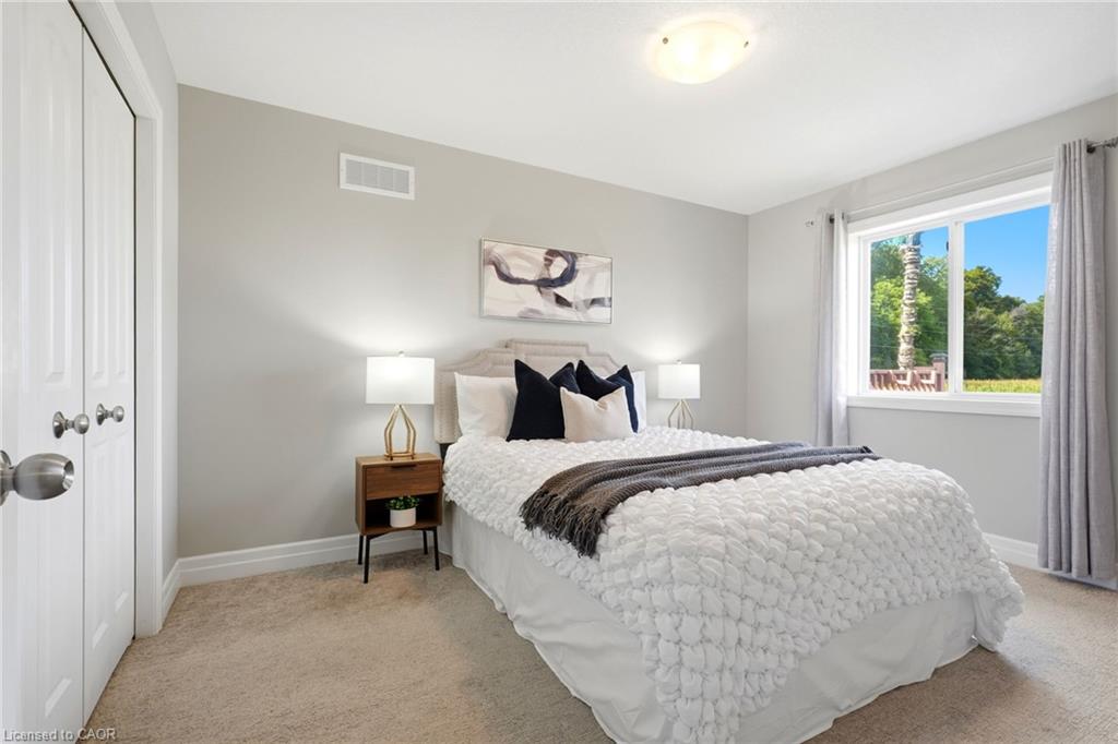 146 Jacob Street W Property Photo 16