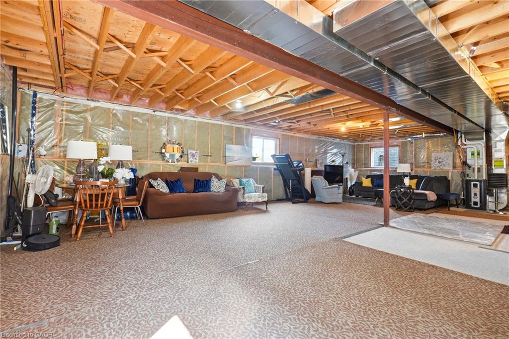 146 Jacob Street W Property Photo 21
