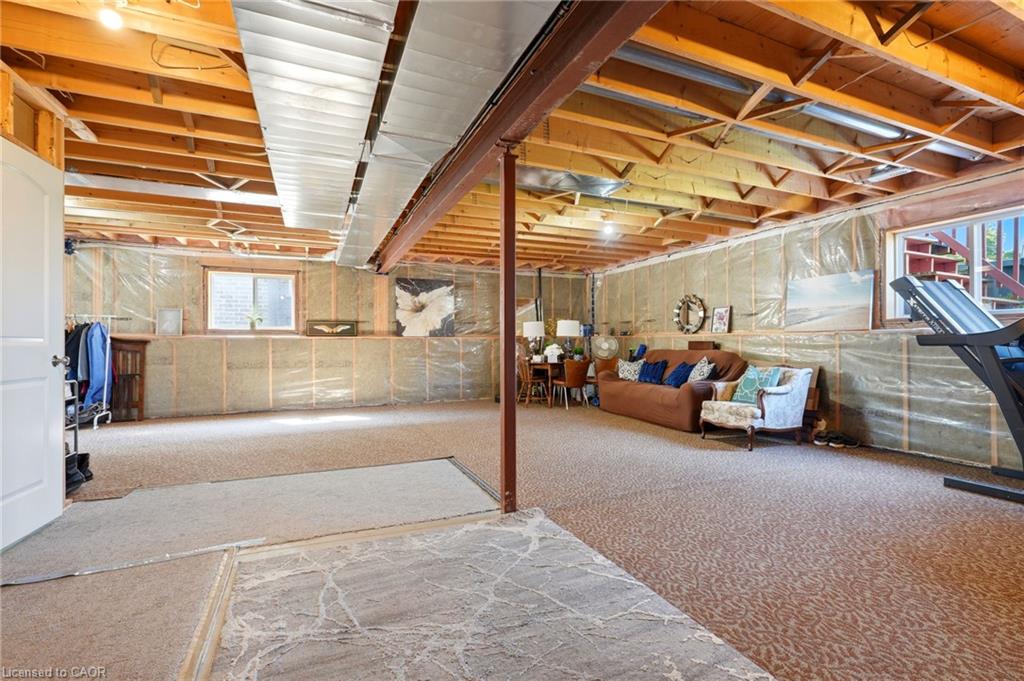 146 Jacob Street W Property Photo 22