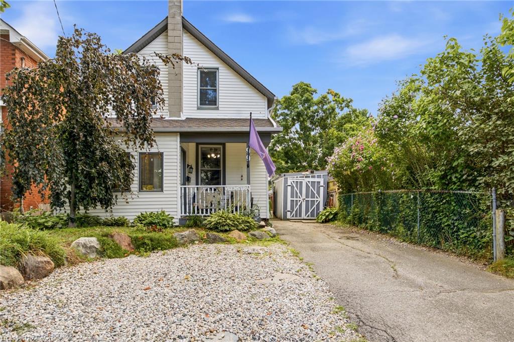 99 Dufferin Street Property Photo 2