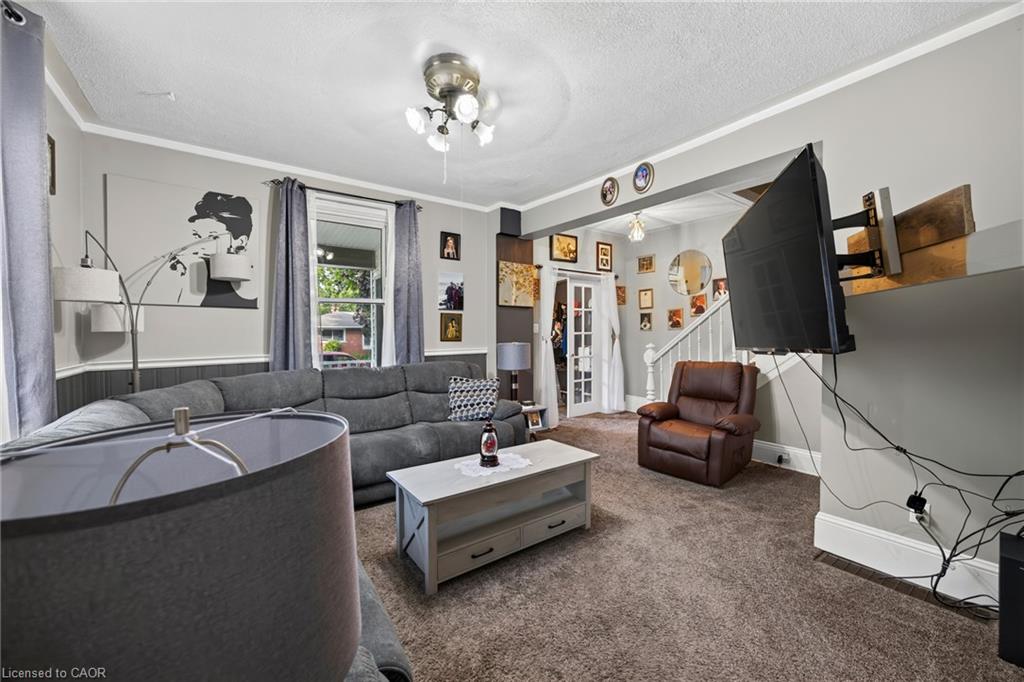 99 Dufferin Street Property Photo 15