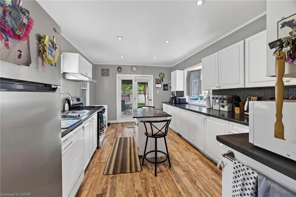 99 Dufferin Street Property Photo 19