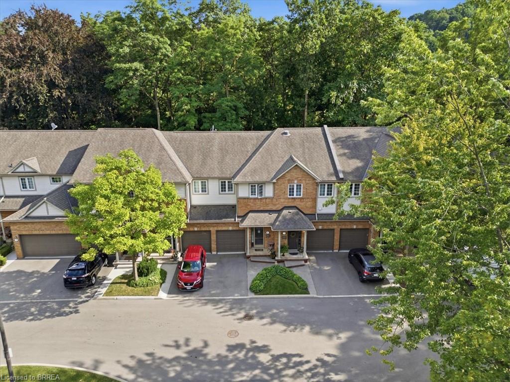 6-120 Beddoe Drive Property Photo 1