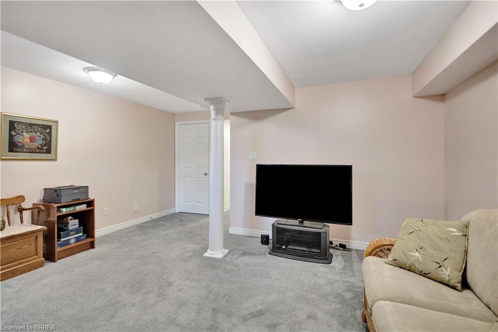6-120 Beddoe Drive Property Photo 33
