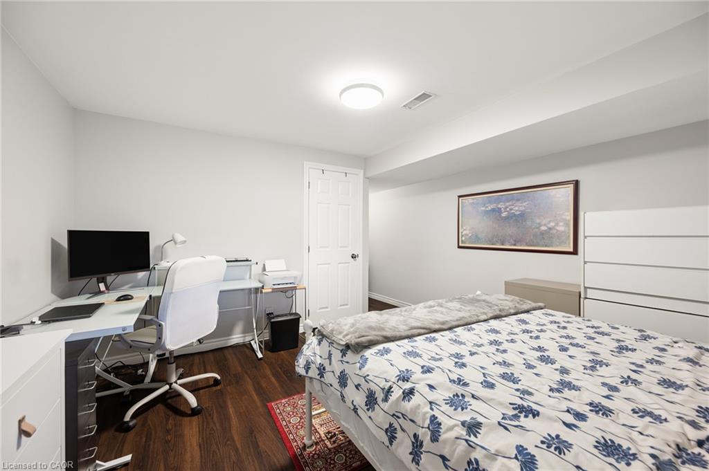 9-266 Dufferin Street Property Photo 18