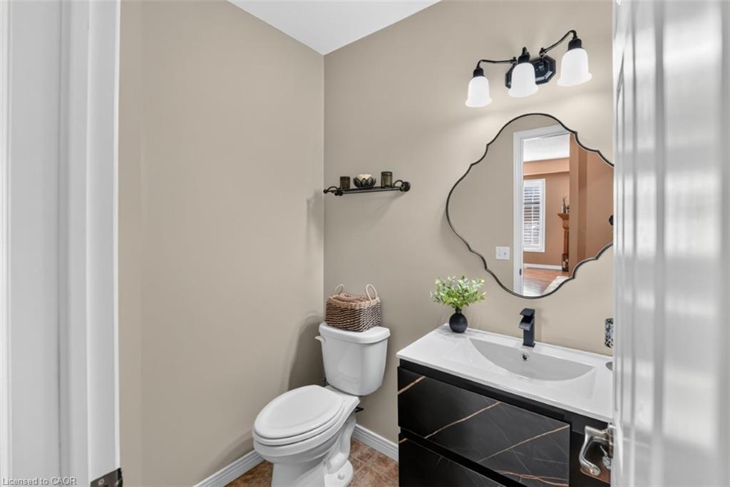 37 Hickory Crescent Property Photo 16