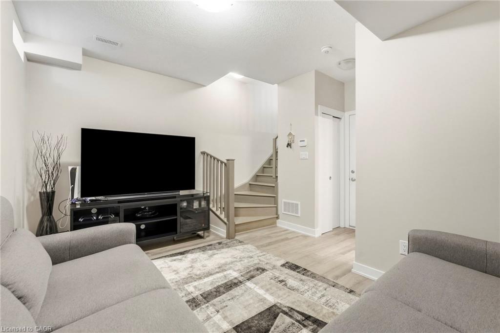 6 Mulhollard Lane Property Photo 17