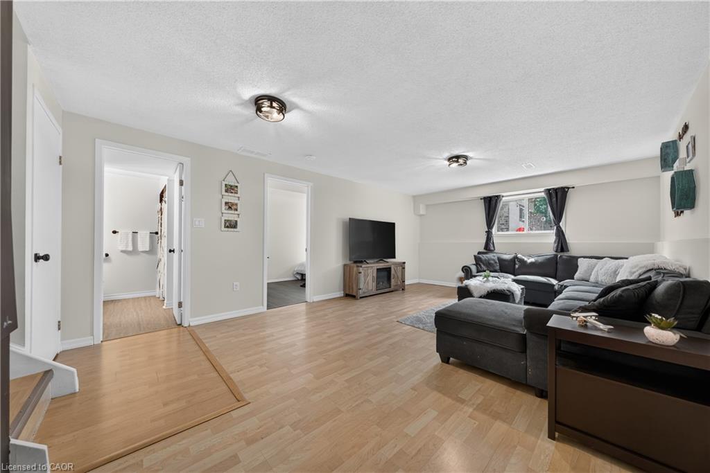 37 Sandalwood Drive Property Photo 12